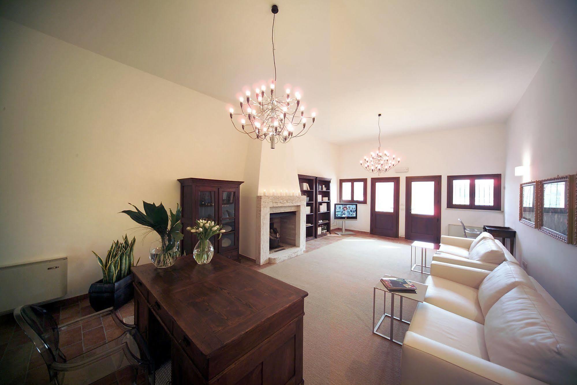 Agriturismo Casale Le Selvette Ripa エクステリア 写真