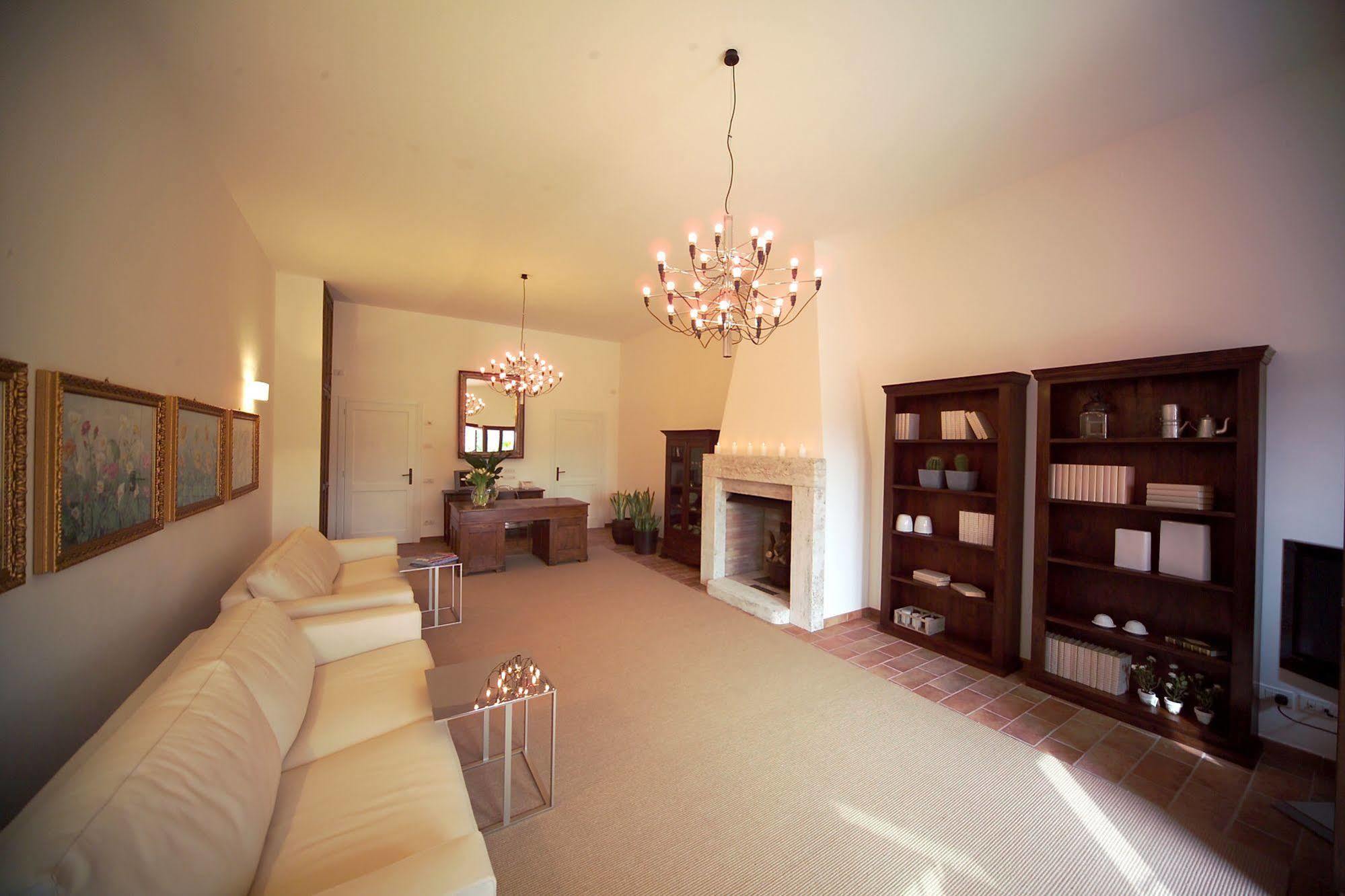 Agriturismo Casale Le Selvette Ripa エクステリア 写真